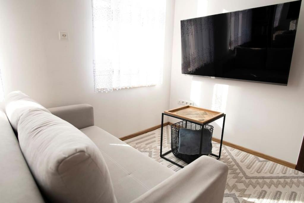 Apartment Pod Katedra W Gnieznie *