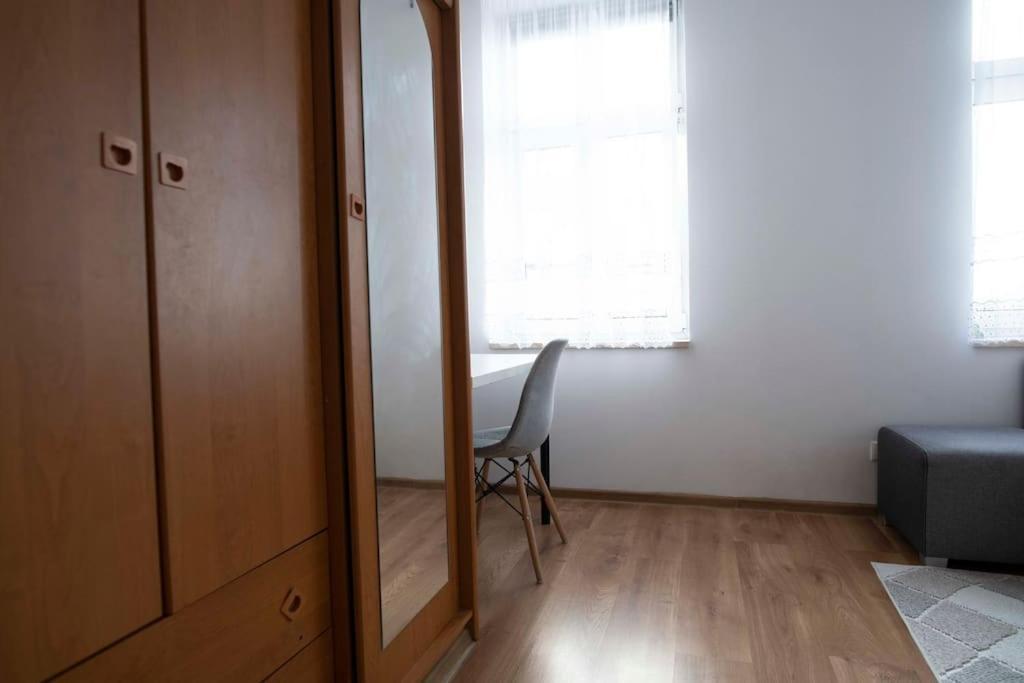 Pod Katedra W Gnieznie Apartment *